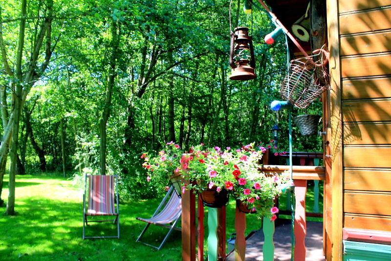 Bed and Breakfast Roulottes Du Rouard Camiers Zimmer foto